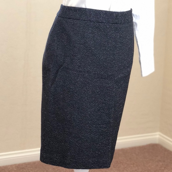 Ann Taylor Pencil Skirt - Picture 4 of 5
